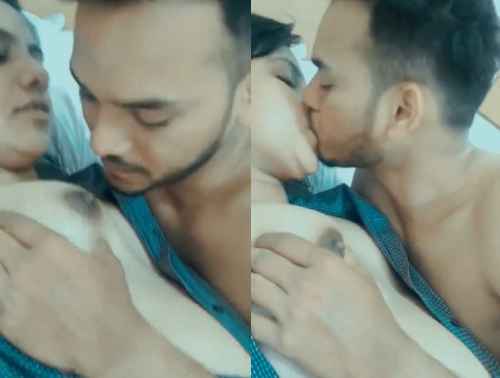 College lover kissing and licking his girlfriends boobs mms