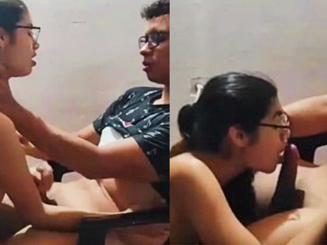 Gamer Boyfriend Dick Sucking By Gf During Gameplay