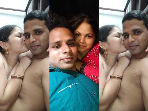 Bhabhi affair With Lover's And Her Nudes got viral