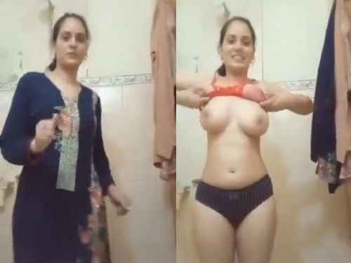 Pakistani Girl Put off Her Blue Dress Orange Bra and showing boobs