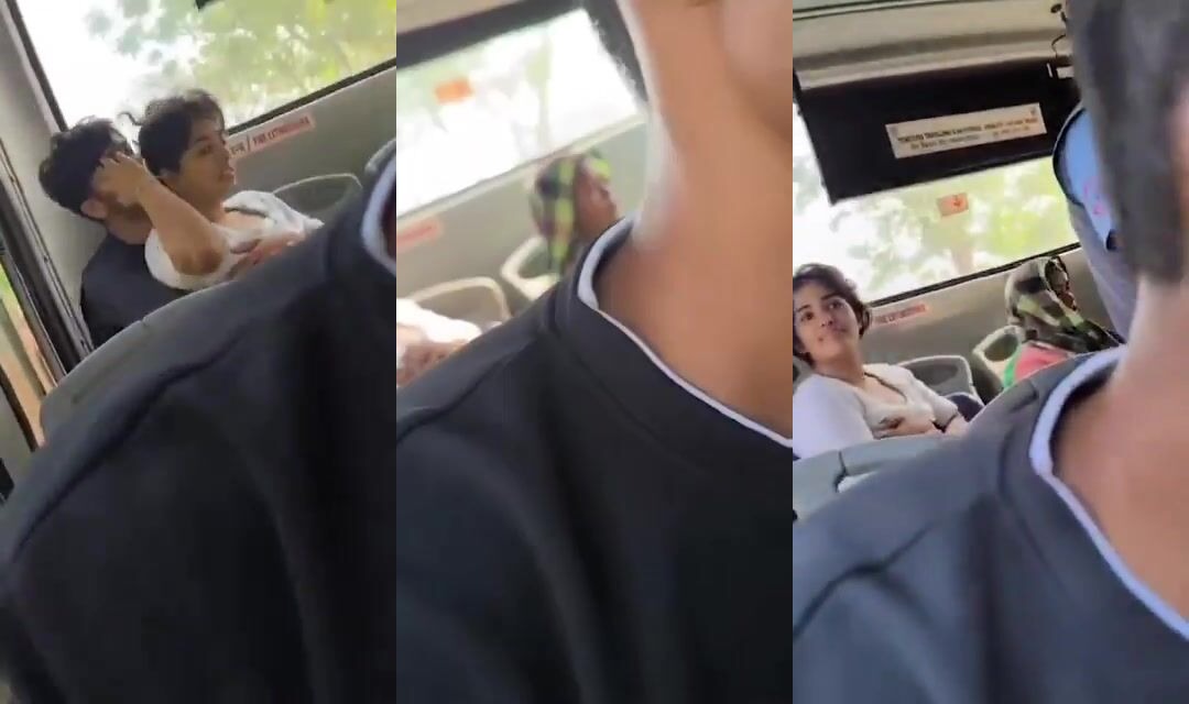 College girl full hot romance in government bus