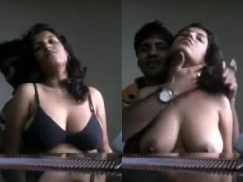 Vadhina marudi mast xxx srungaram hotel lo